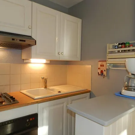 2p 4 Pers, Climatise, Parking Pres De La - Fr-1-251-917 Apartment